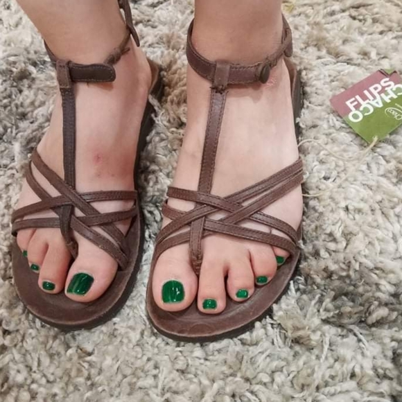 Chaco Flips - Picture 6 of 8